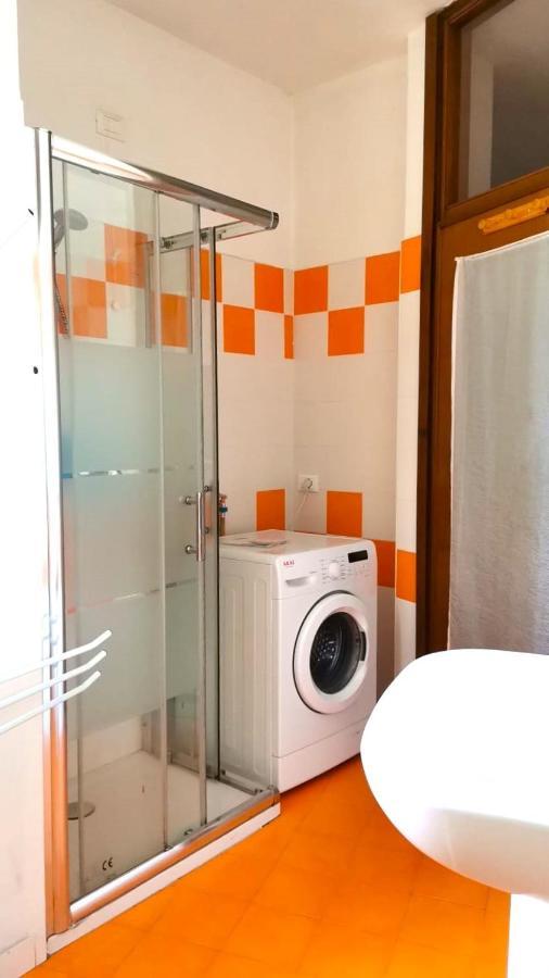 Spazioso Appartamento Sondrio Bagian luar foto